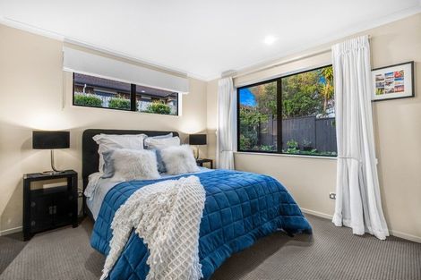 Photo of property in 2 Ellivani Rise, Pukekohe, 2120