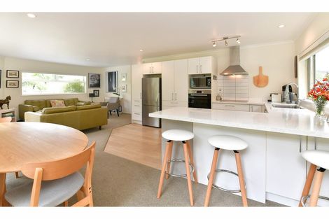 Photo of property in 23 Annalise Place, Orewa, 0931