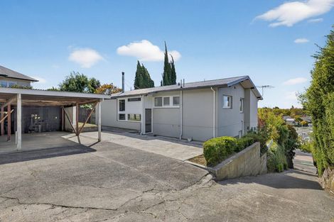 Photo of property in 1 Dyers Pass Road, Cashmere, Christchurch, 8022