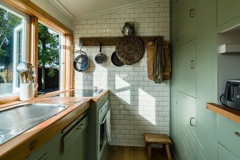 Photo of property in 109 Shakespeare Street, Leamington, Cambridge, 3432