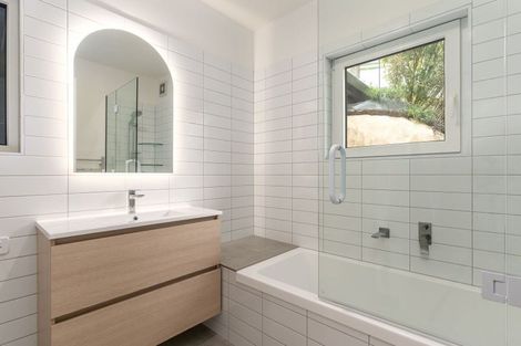 Photo of property in 43 Jacksons Road, Lyttelton, 8082