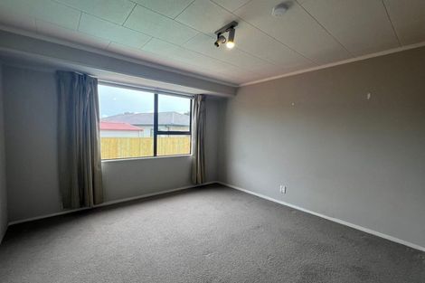 Photo of property in 3 Bluewater Place, Wattle Downs, Auckland, 2103