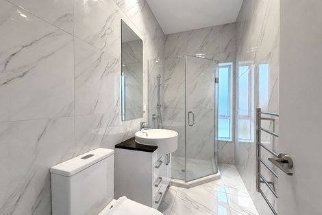 Photo of property in 1 Iwinuku Crescent, Wattle Downs, Auckland, 2103