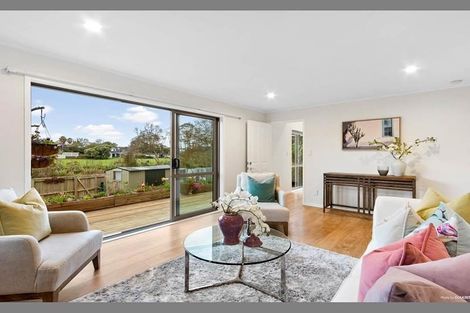 Photo of property in 1/30 Curacao Place, Half Moon Bay, Auckland, 2012