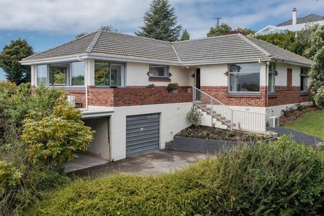 Photo of property in 75 Easther Crescent, Kew, Dunedin, 9012