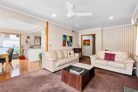 Photo of property in 113a Oceanview Road, Mount Maunganui, 3116