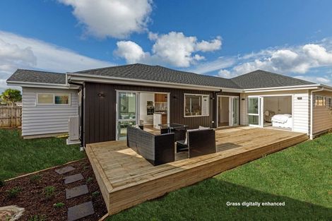 Photo of property in 17b Alexandra Street, Riverhead, 0820