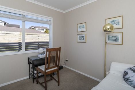 Photo of property in 15 Parkland Rise, Omokoroa, 3114