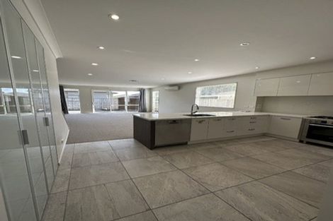 Photo of property in 37 Tihi Street, Stonefields, Auckland, 1072