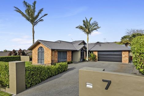 Photo of property in 7 Millennium Heights, Flagstaff, Hamilton, 3210