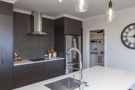 Photo of property in 3 Hihi Place, Waikanae, 5036