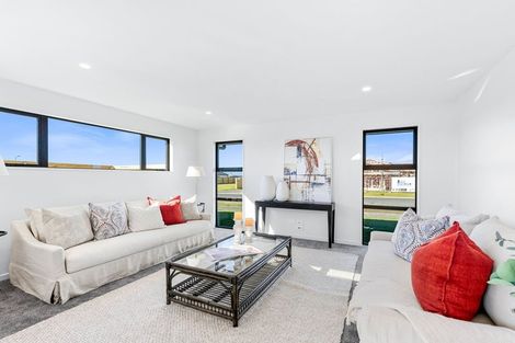 Photo of property in 50 Falcons View Drive, Rolleston, 7615