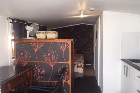 Photo of property in 1 Luke Place, Otara, Auckland, 2023