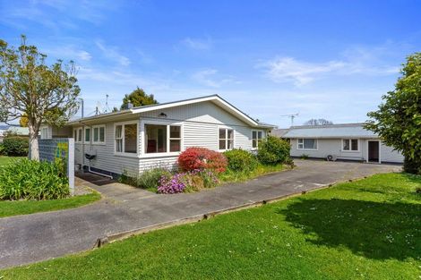 Photo of property in 47 Freemans Road, Otaki, 5512
