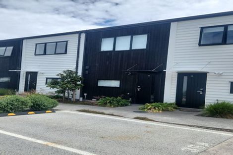 Photo of property in 12 Whakahui Lane, Mangere Bridge, Auckland, 2022