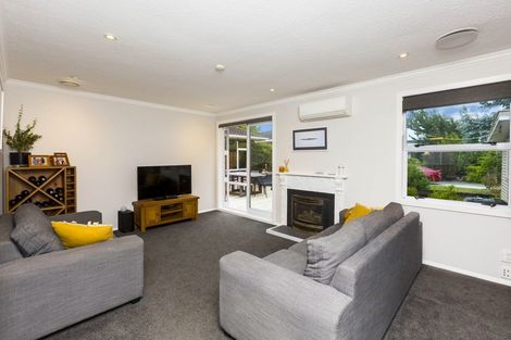 Photo of property in 46 Holdsworth Avenue, Trentham, Upper Hutt, 5018