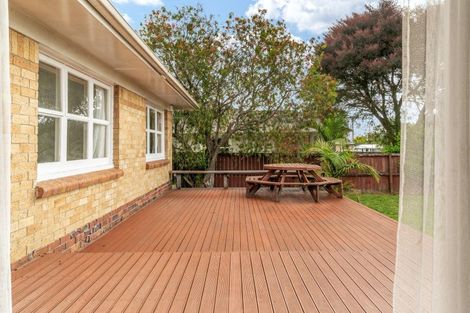 Photo of property in 9 Alma Crescent, Papakura, 2110