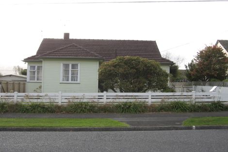 Photo of property in 5 Grierson Street, Naenae, Lower Hutt, 5011