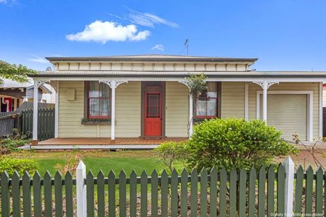 Photo of property in 127 Linton Street, West End, Palmerston North, 4410
