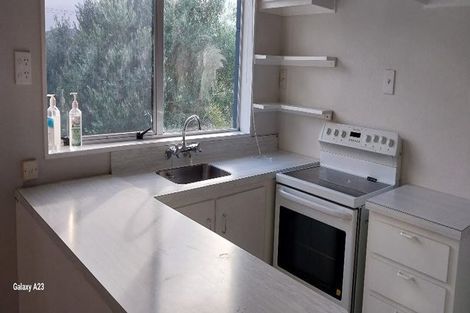 Photo of property in 8/218 Onepu Road, Lyall Bay, Wellington, 6022