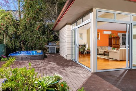 Photo of property in 93 Park Rise, Campbells Bay, Auckland, 0630