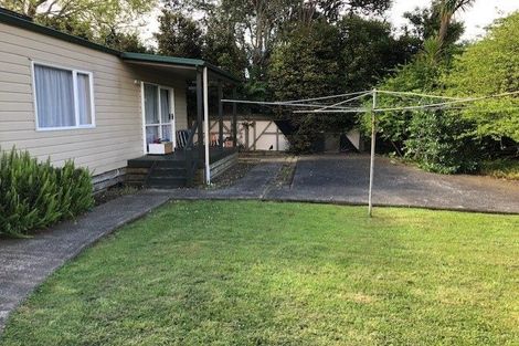 Photo of property in 11 Woodvale Road, Glen Eden, Auckland, 0602