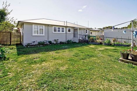 Photo of property in 4 Jellicoe Place, Solway, Masterton, 5810