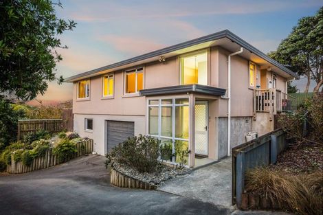 Photo of property in 63 The Drive, Tawa, Wellington, 5028