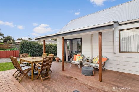 Photo of property in 1 Fernleigh Avenue, Waiuku, 2123