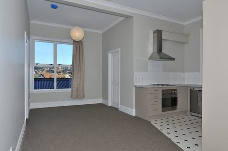 Photo of property in 4/112 Austin Street, Mount Victoria, Wellington, 6011