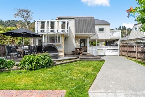 Photo of property in 19 Poole Crescent, Wainuiomata, Lower Hutt, 5014