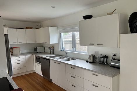 Photo of property in 460 Marine Parade, South New Brighton, Christchurch, 8062