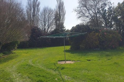 Photo of property in 33 Castle Street, Eltham, 4322