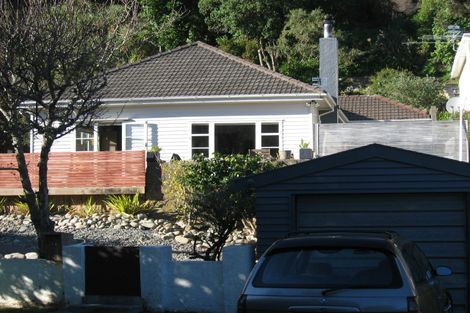 Photo of property in 14 Tawa Street, Eastbourne, Lower Hutt, 5013
