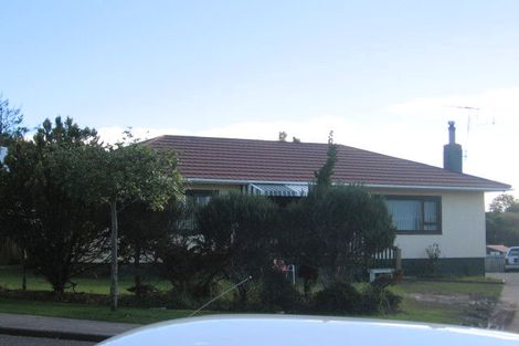 Photo of property in 51 Waimumu Road, Massey, Auckland, 0614