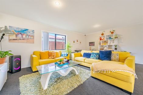 Photo of property in 85 Farmer Crescent, Taita, Lower Hutt, 5011