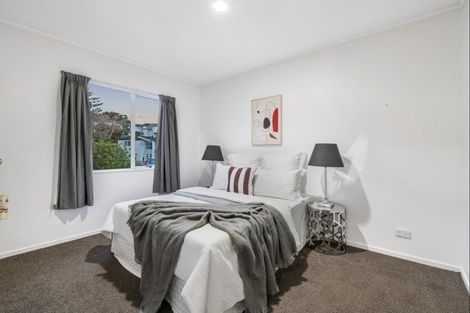 Photo of property in 1 Weka Close, Red Beach, 0932