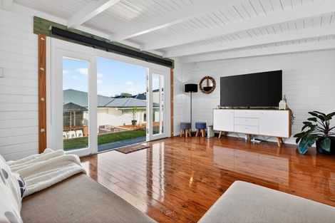 Photo of property in 2/41 Hastings Road, Mairangi Bay, Auckland, 0630