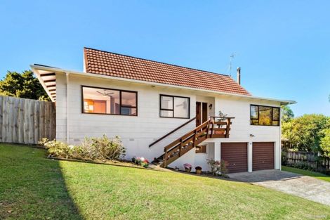 Photo of property in 44 Hiwihau Place, Glenfield, Auckland, 0629