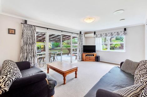 Photo of property in 4 Snowden Place, Opaheke, Papakura, 2113