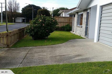 Photo of property in 16 Kaimanawa Street, Mount Maunganui, 3116