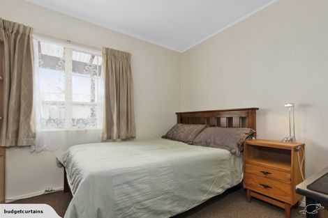 Photo of property in 17 Edgewater Drive, Pakuranga, Auckland, 2010