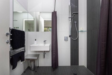 Photo of property in 239 Adelaide Road, Dannevirke, 4930