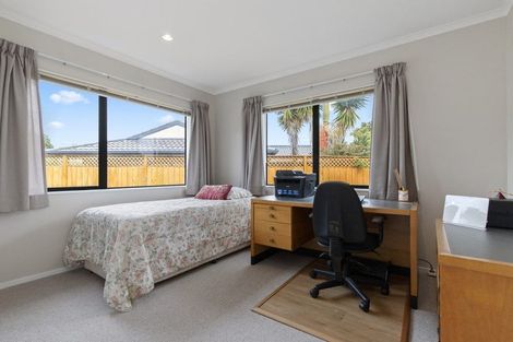 Photo of property in 7 Halstead Place, Huntington Park, Auckland, 2013