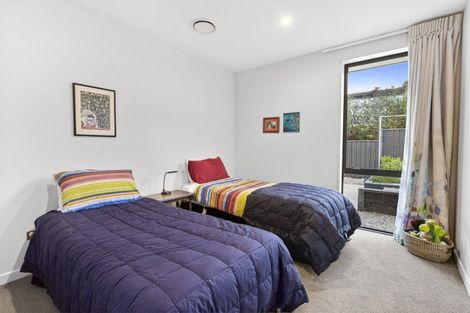 Photo of property in 12 Sapphire Spring Rise, Wanaka, 9305