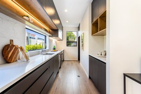 Photo of property in 2 Whakatere Lane, Hobsonville, Auckland, 0616