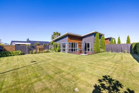 Photo of property in 2 Ormandy Court, Amberley, 7410