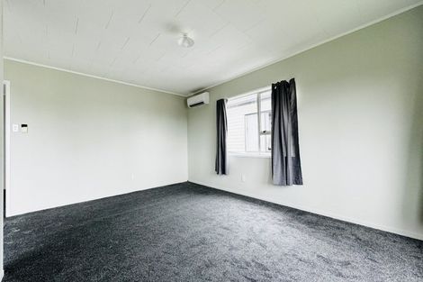 Photo of property in 52 Keegan Drive, Massey, Auckland, 0614