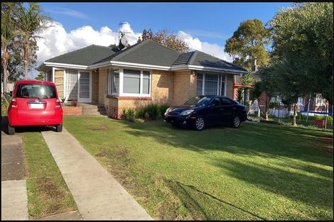 Photo of property in 21 Myers Road, Manurewa East, Auckland, 2102