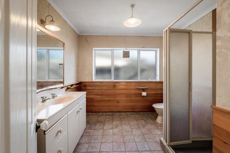 Photo of property in 1 Marina Way, Athenree, Katikati, 3177